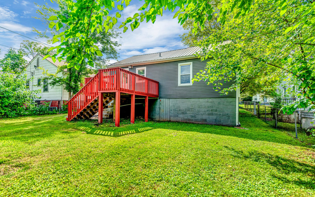 705 Oglewood Ave, Knoxville, TN 37917 - Photo 7