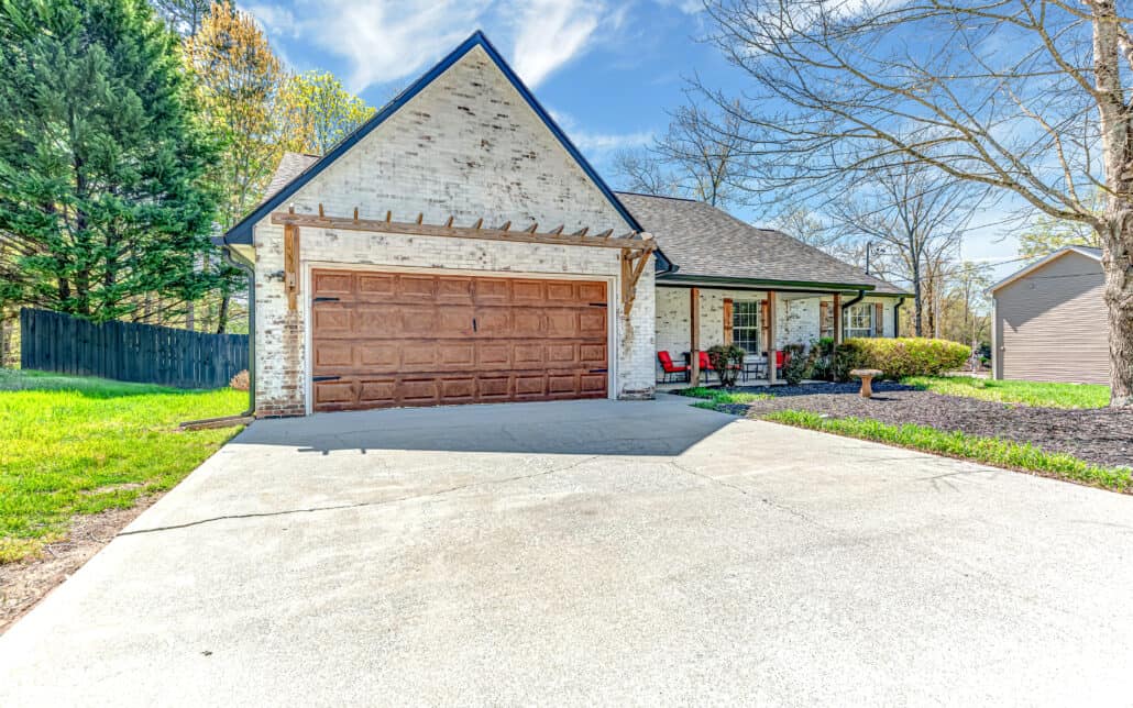 8620 Barbee Lane, Knoxville, TN 37923 - Photo 2