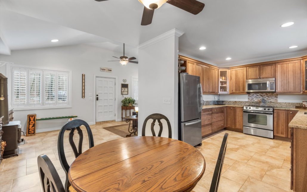 1165 Chula Vista Drive, Friendsville, TN 37737 - Photo 10
