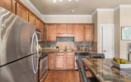 445 W Blount Ave - Photo 9