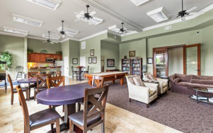 445 W Blount Ave - Photo 26