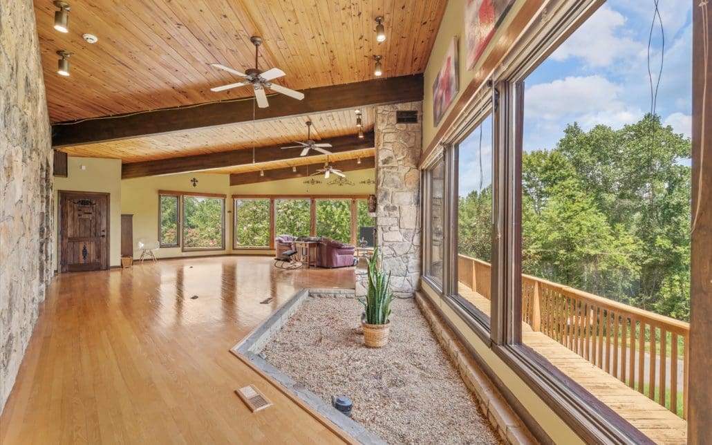 411 Orchard Knob Road, Clinton, TN 37716 - Photo 15