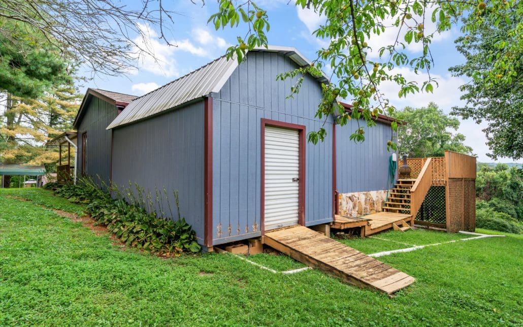 411 Orchard Knob Road, Clinton, TN 37716 - Photo 10