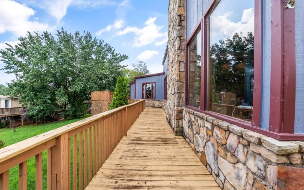 411 Orchard Knob Road, Clinton, TN 37716 - Photo 6