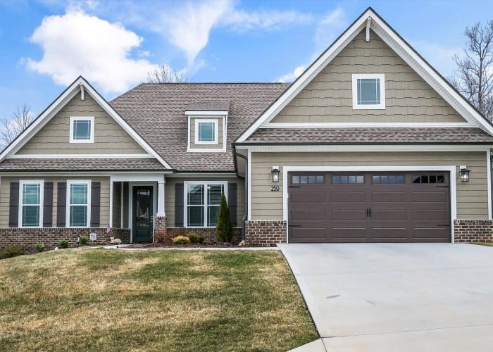 259 Bittersweet Lane, Lenoir City, TN 37771