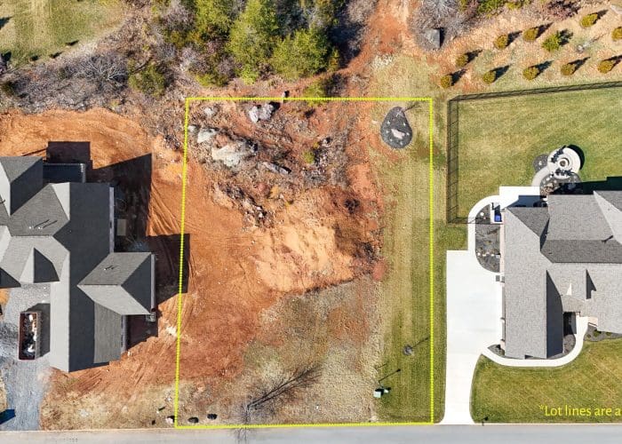 1645 Stone Harbor Blvd, Lenoir City, TN 37772